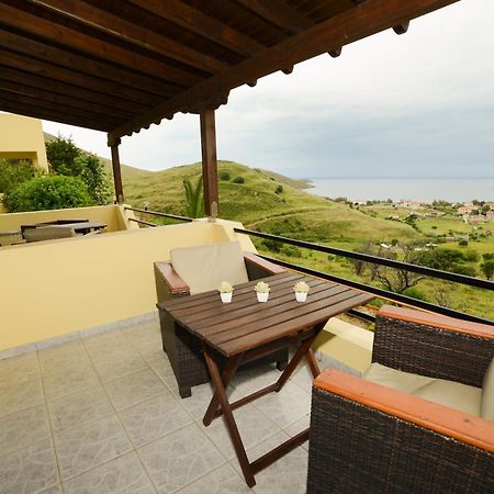 Hotel Dina - Ξενοδοχείο Ντινα プラティ エクステリア 写真