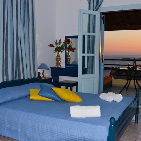 Hotel Dina - Ξενοδοχείο Ντινα プラティ エクステリア 写真